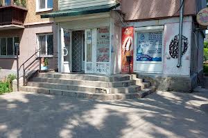 комерційна за адресою Парамонова вул., 1