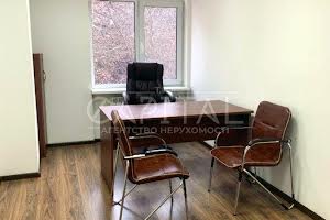 комерційна за адресою Глибочицька вул., 40