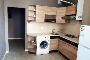 квартира за адресою Юнацька, 10