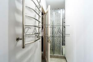 комерційна за адресою Патріарха Мстислава Скрипника вул., 40