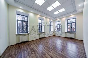 коммерческая по адресу Владимирская ул., 4