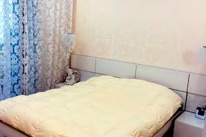 квартира за адресою Лаврська вул. (Січневого Повстання), 4