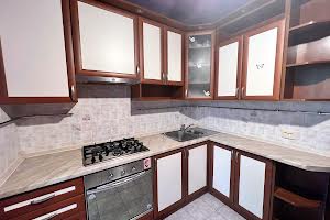 квартира за адресою Романа Ратушного вул. (Волгоградська), 33