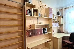 квартира за адресою Асхарова, 7