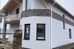 будинок за адресою Центральна вул.