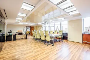 комерційна за адресою Дегтярівська вул., 53