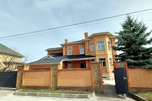 будинок за адресою Ярослава Мудрого вул.