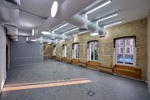 комерційна за адресою Велика Васильківська вул. (Червоноармійська), 12