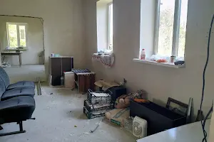 будинок за адресою с. Нові Петрівці, абрикосова