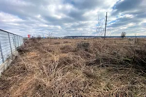 участок по адресу Річна, 7а