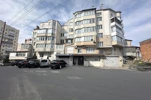 квартира по адресу Степана Бандери ул., 9/2