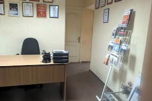 комерційна за адресою Дегтярівська вул., 28