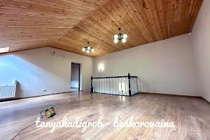 будинок за адресою с. Петропавлівська борщагівка, Фізкультурний пров.