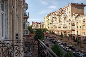 комерційна за адресою Велика Васильківська вул. (Червоноармійська), 38