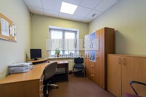 комерційна за адресою Дегтярівська вул., 33Б