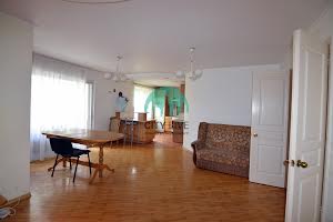 квартира за адресою Юліана Целевича вул., 20