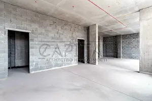 комерційна за адресою Чернігівська вул., 8 Б