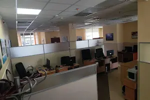 комерційна за адресою Ованеса Туманяна вул., 15-А