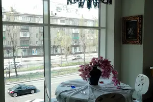 комерційна за адресою Лесі Українки бульв., 7-Б
