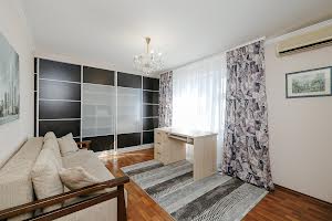 квартира по адресу Вишняковская ул., 3
