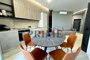 квартира за адресою Пилипа Орлика вул. (Паризької Комуни), 26