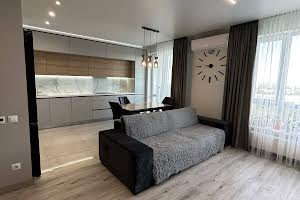 квартира за адресою Воскресенська вул., 18