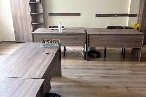 комерційна за адресою майдан Незалежності пл., 2