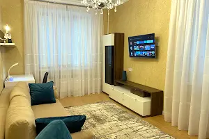 квартира за адресою Академіка Вернадського бульв., 5