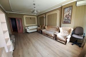 квартира за адресою Академіка Сахарова вул., 36