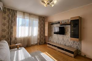 квартира за адресою Оноре де Бальзака вул., 38