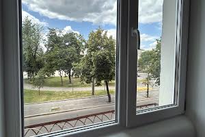 квартира за адресою майдан Героїв Небесної Сотні пл. (Руднєва майдан), 33