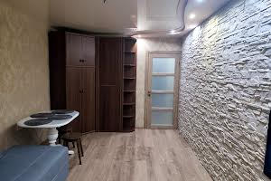 квартира за адресою Харків, Каденюка вул., 10