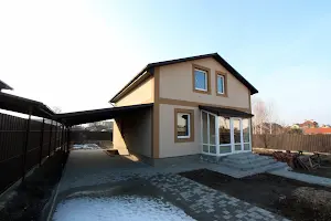будинок за адресою Спортивна вул., 13