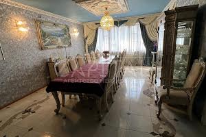 комерційна за адресою Євгена Чикаленка вул. (Пушкінська), 32В