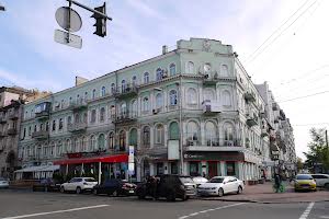коммерческая по адресу Большая Житомирская ул., 6/11