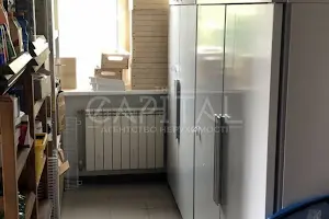 комерційна за адресою Старокиївська вул., 53