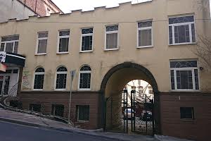 комерційна за адресою Громадянська вул., 5