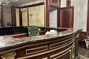 комерційна за адресою Костельна вул., 6
