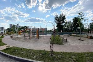 коммерческая по адресу Днепровская набережная ул., 16-Г