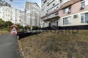 комерційна за адресою Миколи Амосова вул., 4