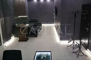 комерційна за адресою Дениса Монастирського вул. (Василя Сурікова), 3а