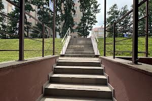 комерційна за адресою Соборна вул., 103/1