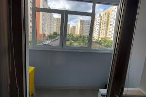 квартира за адресою Драгоманова вул., 8
