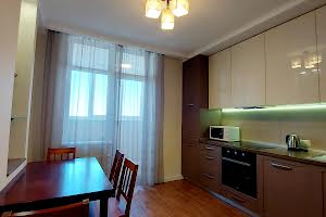 квартира за адресою Сім'ї Кульженків вул. (Петра Дегтяренка), 31-Б