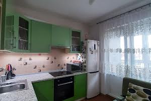 квартира за адресою Бориса Гмирі вул., 12-Б