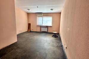 комерційна за адресою Автопаркова вул., 7