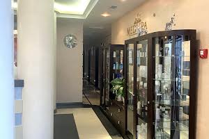 комерційна за адресою Петра Григоренка просп., 22/20