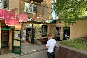 комерційна за адресою Авіаконструктора Антонова вул., 4