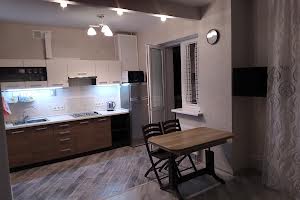 квартира за адресою Рея Бредбері вул., 5