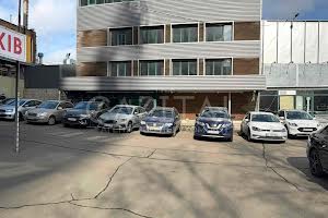 комерційна за адресою Загорівська вул. (Багговутівська), 1